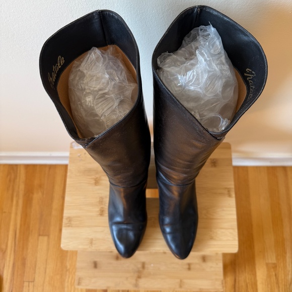 vintage Black Textured Heeled Boots for Women - Picture 5 of 10